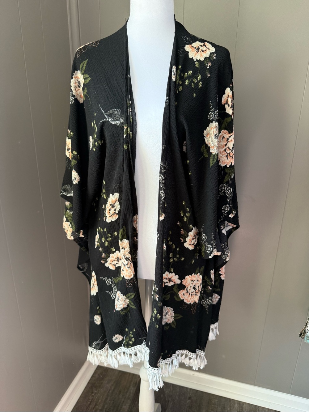Umgee Black Floral Kimono with Cream Fringe